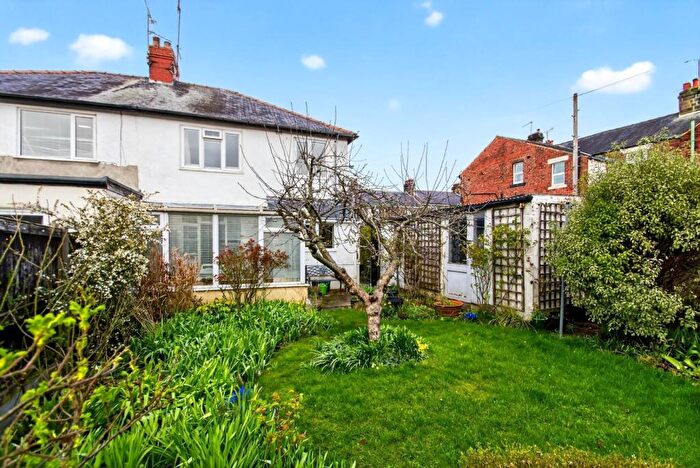 3 Bedroom Semi Detached House For Sale In Bilton Drive, Harrogate, HG1