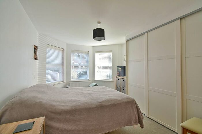 2 Bedroom Flat For Sale In Dorset Road South, Bexhill-On-Sea, TN40