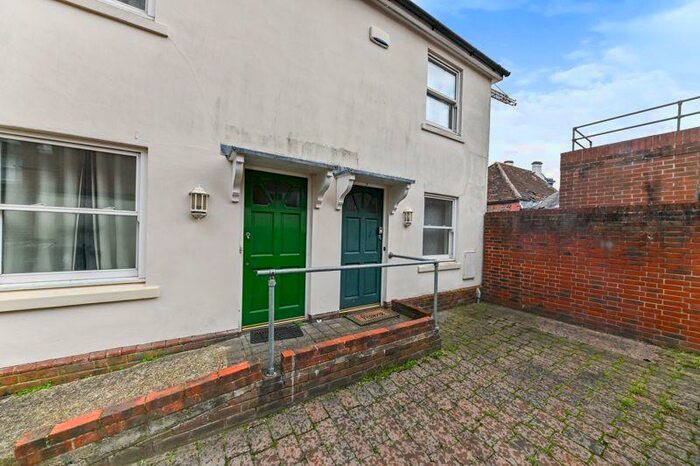 2 Bedroom Semi-Detached House To Rent In The Pallant, Havant, PO9