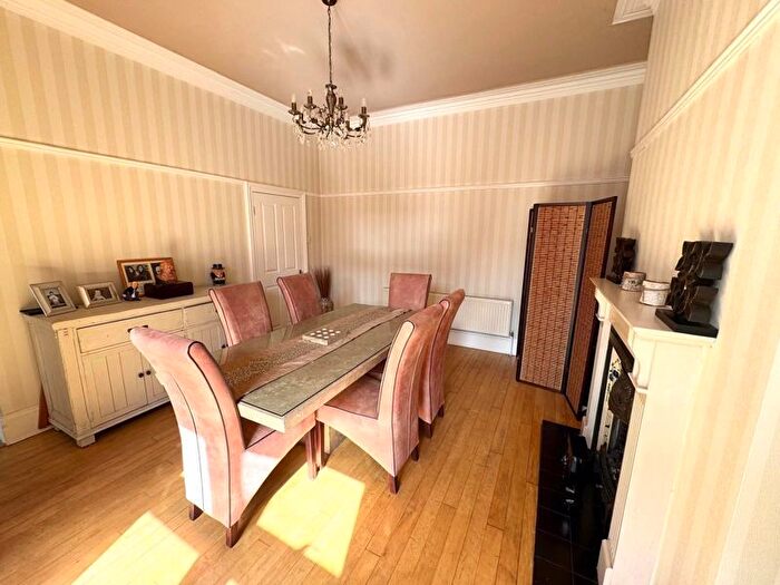 5 Bedroom Terraced House For Sale In Rockcliffe Gardens, Whitley Bay, NE26