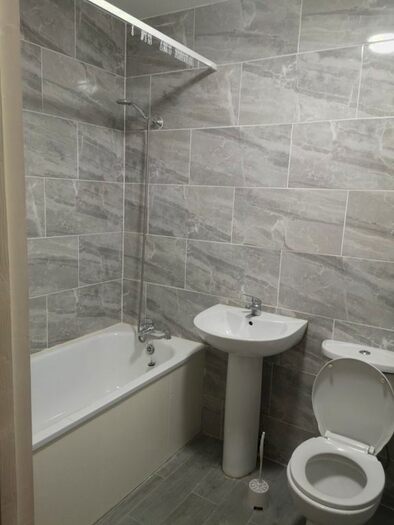 1 Bedroom Flat To Rent In Wood Street, London, E17