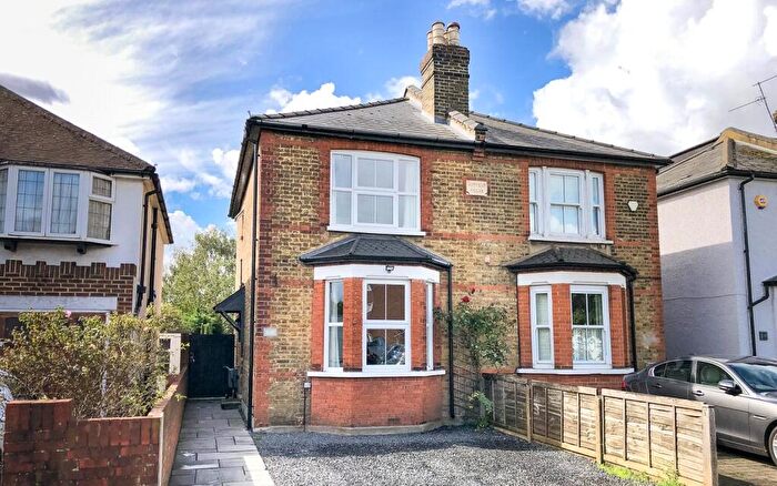 3 Bedroom Semi-Detached House For Sale In Walton Road, West Molesey, Surrey, KT8