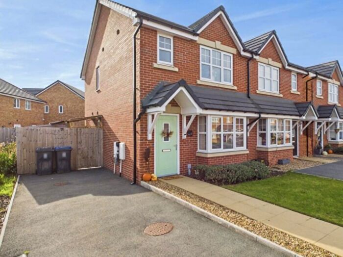 3 Bedroom Semi Detached House For Sale In Cardwell Close, Blackpool, FY4