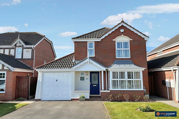 4 Bedroom Detached House For Sale In Sterling Way, Maple Park, Nuneaton, CV11