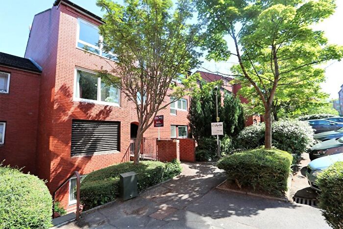 1 Bedroom Flat To Rent In Buccleuch Street, Glasgow, G3