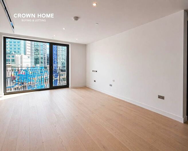 Studio To Rent In West End Gate, Edgware Road, W2