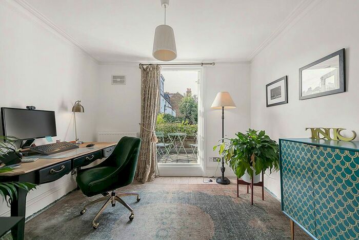 5 Bedroom Property To Rent In Crescent Lane, Abbeville Village, London, SW4