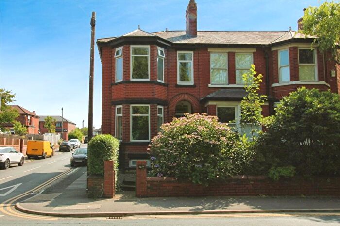 4 Bedroom Semi-Detached House For Sale In Folly Lane, Swinton, Manchester, Greater Manchester, M27