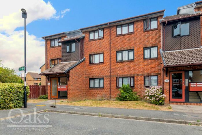 1 Bedroom Apartment To Rent In Davies Close, Addiscombe, CR0