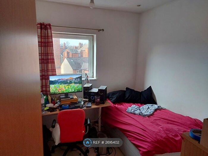 3 Bedroom Flat To Rent In The River Buildings, Leicester, LE3