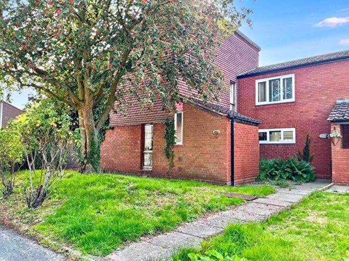3 Bedroom End Of Terrace House For Sale In Lindridge Drive, Minworth, Sutton Coldfield, B76