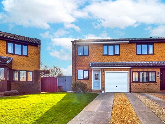 3 Bedroom Semi Detached House For Sale In Lancaster Close, Christchurch, Dorset, BH23