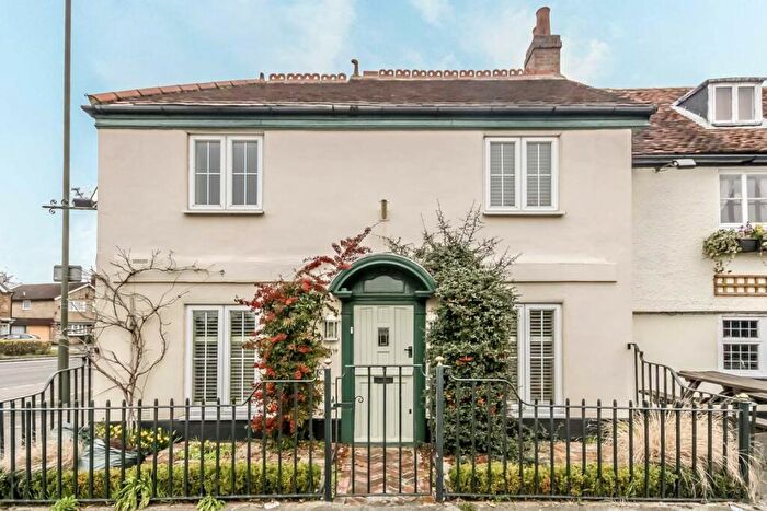 2 Bedroom House To Rent In Angel Road, Thames Ditton, KT7