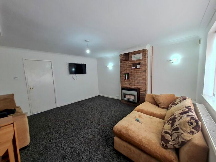 2 Bedroom Property To Rent In Spendmore Lane, Coppull, Chorley, PR7