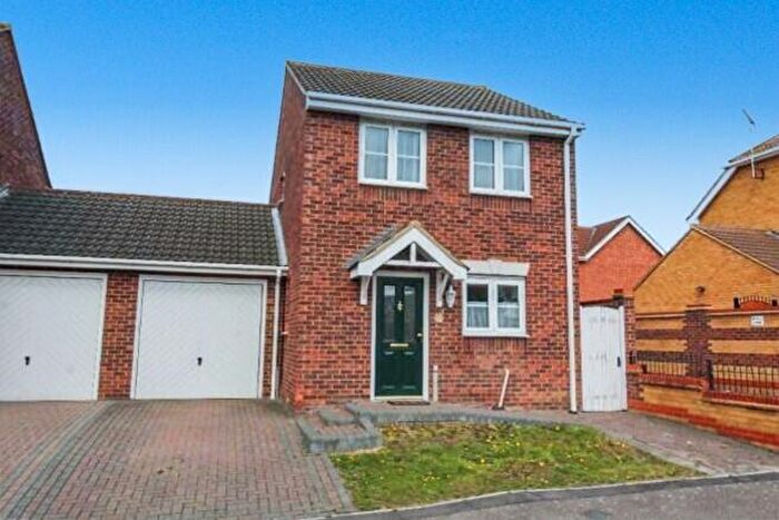 2 Bedroom Detached House To Rent In Twinstead, Wickford, SS12