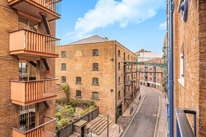 1 Bedroom Flat To Rent In St. Saviours Wharf, Shad Thames, SE1