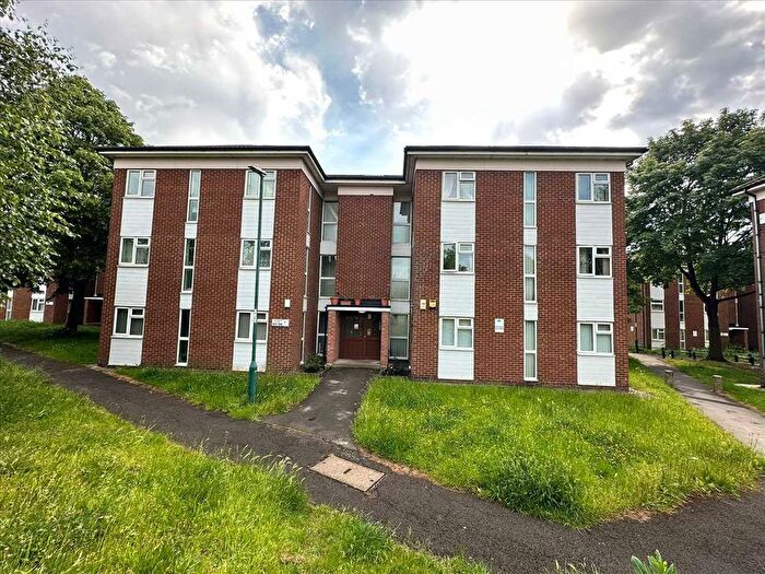 1 Bedroom Flat For Sale In Lanthwaite Close, Clifton, Nottingham, NG11