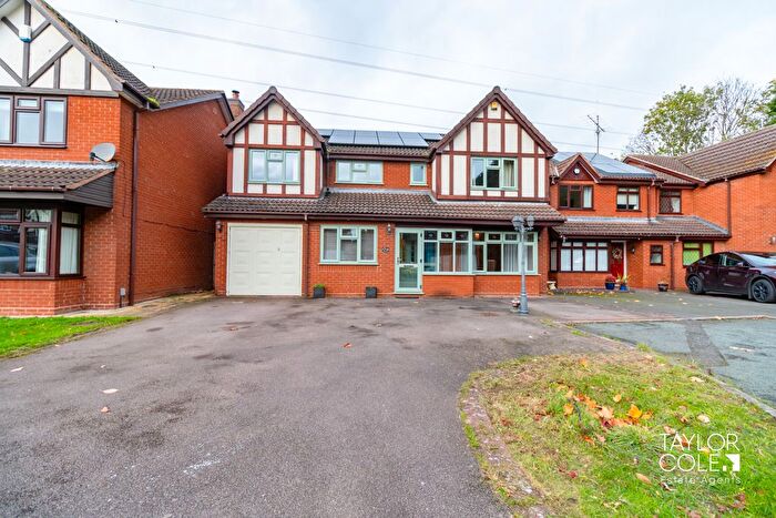 5 Bedroom Detached House For Sale In Longleat, Tamworth, B79