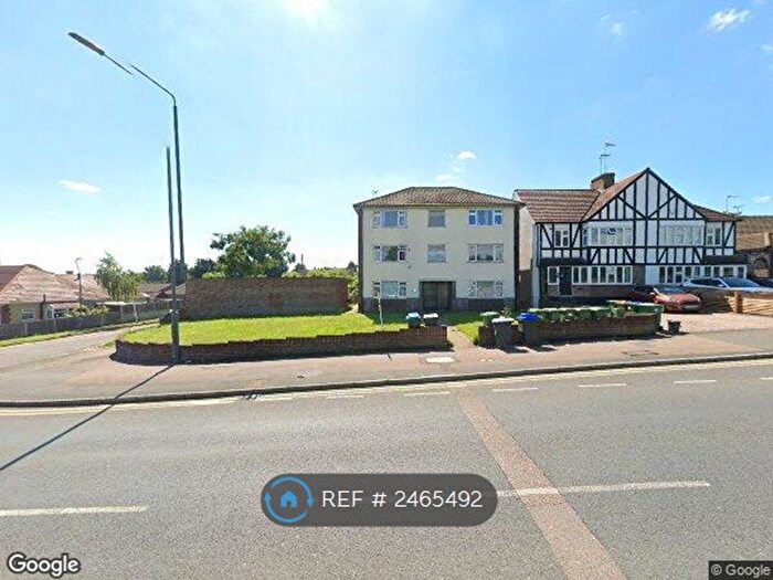 2 Bedroom Flat To Rent In St Peter's, Erith, DA8