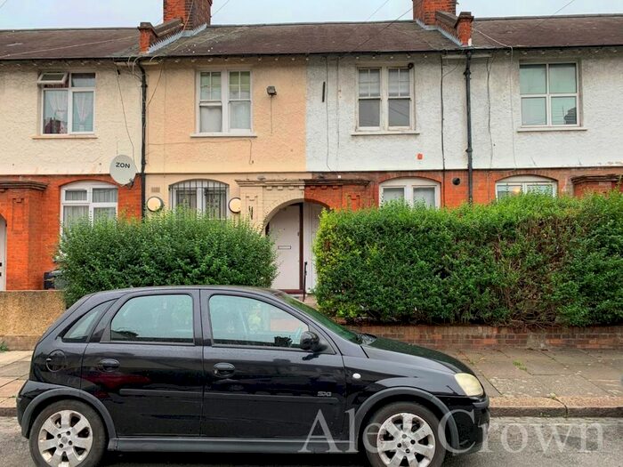2 Bedroom Terraced House To Rent In Spigurnell Road, London, N17
