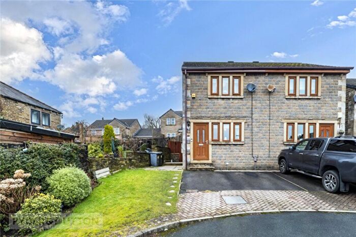 3 Bedroom Semi-Detached House For Sale In Campinot Vale, Slaithwaite, Huddersfield, West Yorkshire, HD7