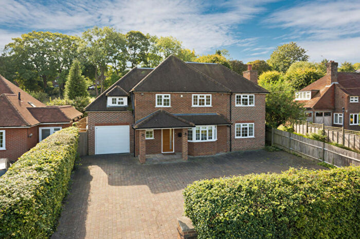 5 Bedroom Detached House To Rent In Manor Way, Guildford, Surrey, GU2