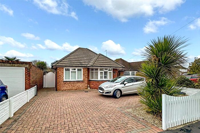 3 Bedroom Bungalow For Sale In The Crescent, Rustington, Littlehampton, West Sussex, BN16