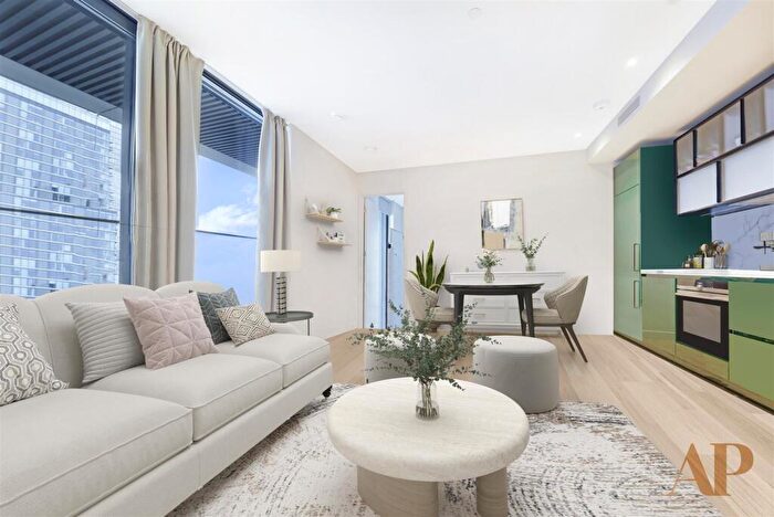 2 Bedroom Apartment To Rent In Hobart Building, Wardian, E14