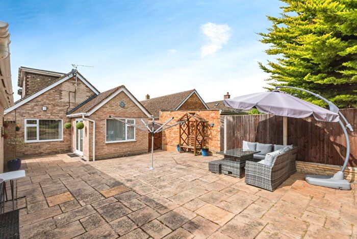 4 Bedroom Detached House For Sale In Brinkinfield Road, Chalgrove, Oxford, OX44