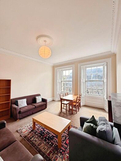5 Bedroom Flat To Rent In () Lutton Place, Edinburgh, EH8