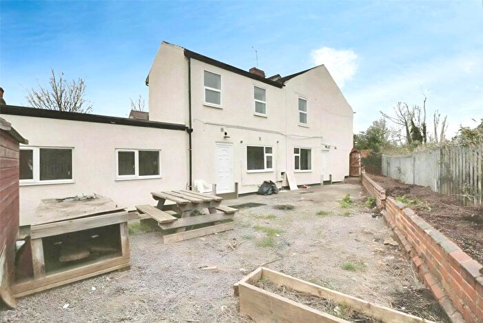 6 Bedroom End Terrace House For Sale In Percy Street, Lincoln, Lincolnshire, LN2