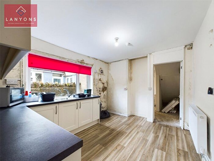 3 Bedroom End Of Terrace House For Sale In Lewis Street, Pentre, Rhondda Cynon Taf, CF41