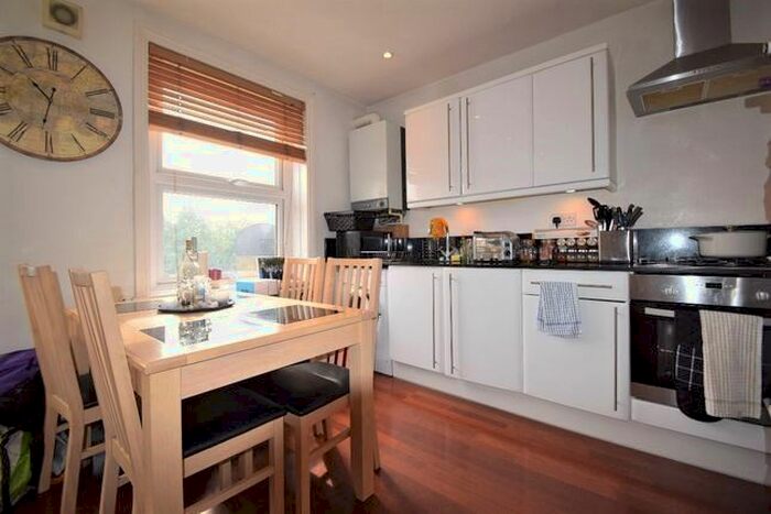 1 Bedroom Flat To Rent In Balham High Road, Balham, SW17