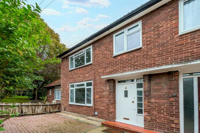 3 Bedroom House To Rent In Dursley Road, Blackheath, London, SE3