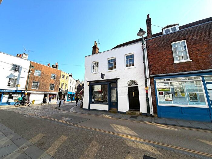 1 Bedroom Flat To Rent In Palace Street, Canterbury, CT1