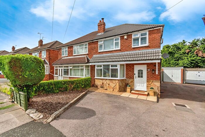 3 Bedroom Semi-Detached House For Sale In Cherry Tree Avenue, Walsall, WS5