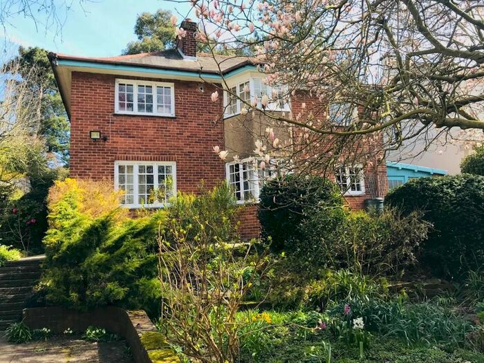 4 Bedroom Detached House To Rent In St Davids Hill, Exeter EX4