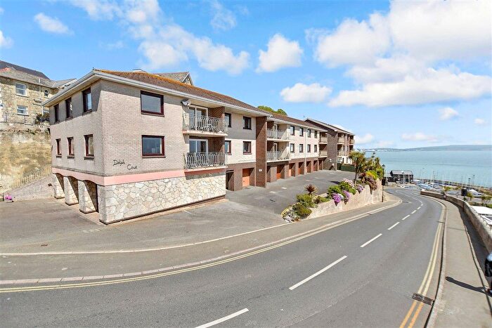 2 Bedroom Flat For Sale In Hope Road, Shanklin, Isle Of Wight, PO37
