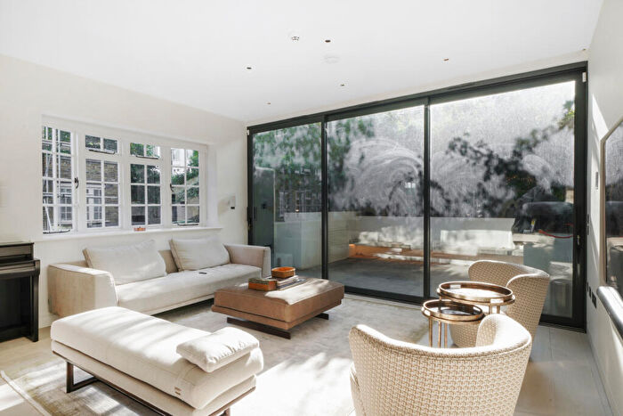 5 Bedroom House To Rent In Elsworthy Rise, Primrose Hill, London, NW3