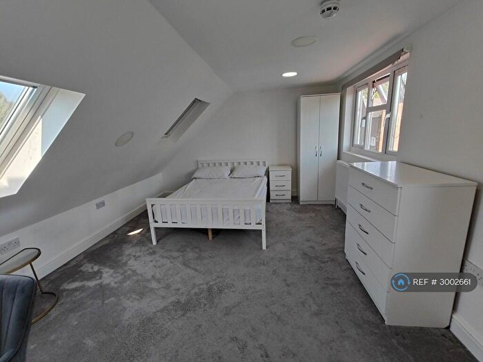 4 Bedroom Terraced House To Rent In Malam Gardens, London, E14