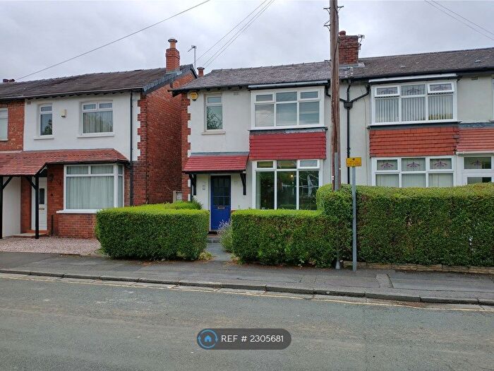 3 Bedroom Semi-Detached House To Rent In Hawthorn Road, Gatley, SK8