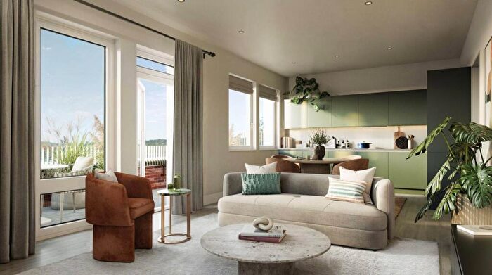3 Bedroom Flat For Sale In Southmere, Abbey Wood, SE2