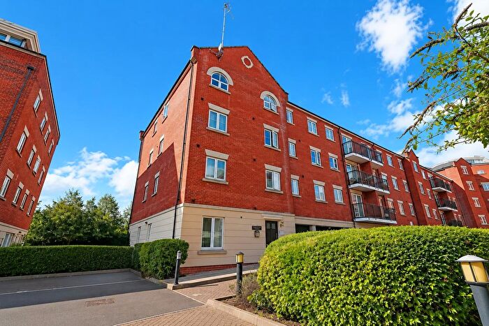 2 Bedroom Flat To Rent In Town Centre, Cheltenham, GL50