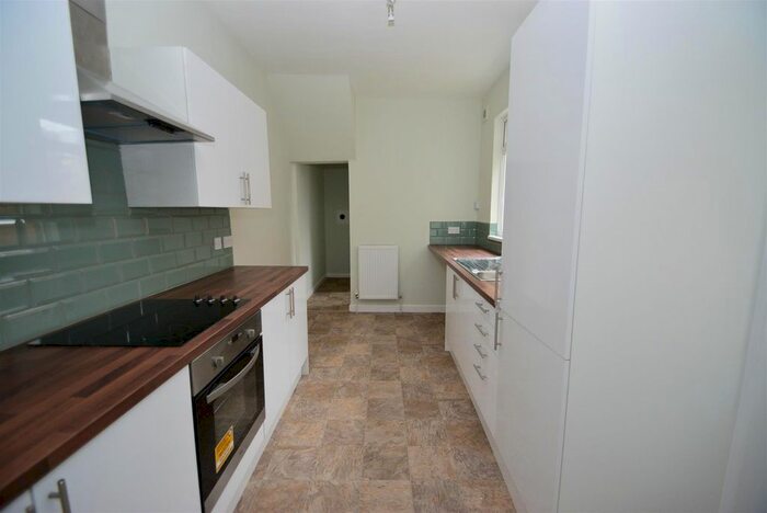 2 Bedroom Flat To Rent In Cartington Terrace, Heaton, NE6