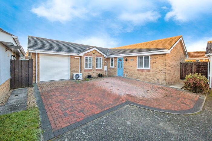 3 Bedroom Detached Bungalow For Sale In Swallow Close, Harwich, CO12