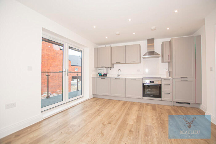 2 Bedroom Apartment To Rent In Louis Faiers Crescent, Chelmsford, CM1