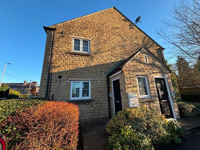 2 Bedroom Flat To Rent In Otley Road, Baildon, Shipley, West Yorkshire, BD17