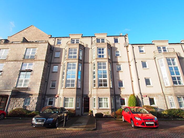 2 Bedroom Flat To Rent In Ruthrieston Court, Riverside Drive, AB10