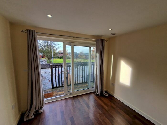 1 Bedroom Flat To Rent In Kinsey Street, Congleton, CW12