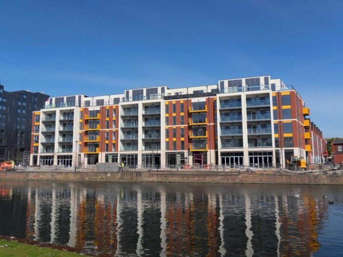 2 Bedroom Flat To Rent In Merchant Gate, Riverside Square, Bedford, MK40